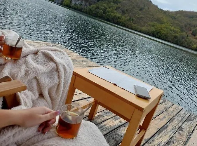 아파트 Splav Wake At The